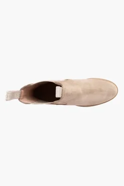 Alison HI211781