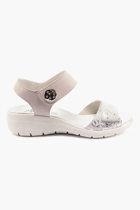 Charlotte 156900