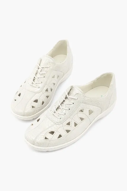 Henni 496003