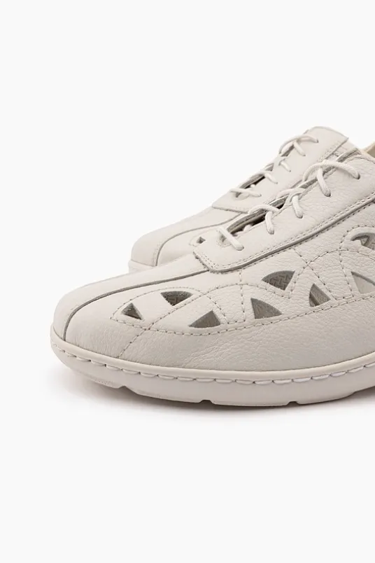 Henni 496003
